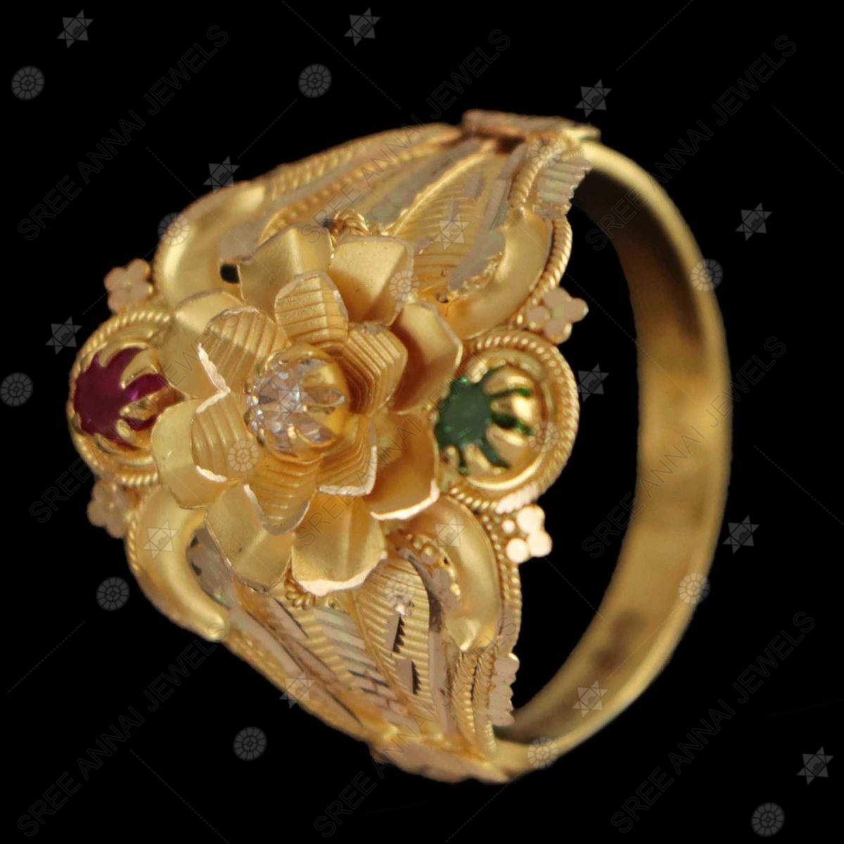 Buy 18Kt Diamond Ladies Fancy Ring 148VU5033 Online from Vaibhav Jewellers
