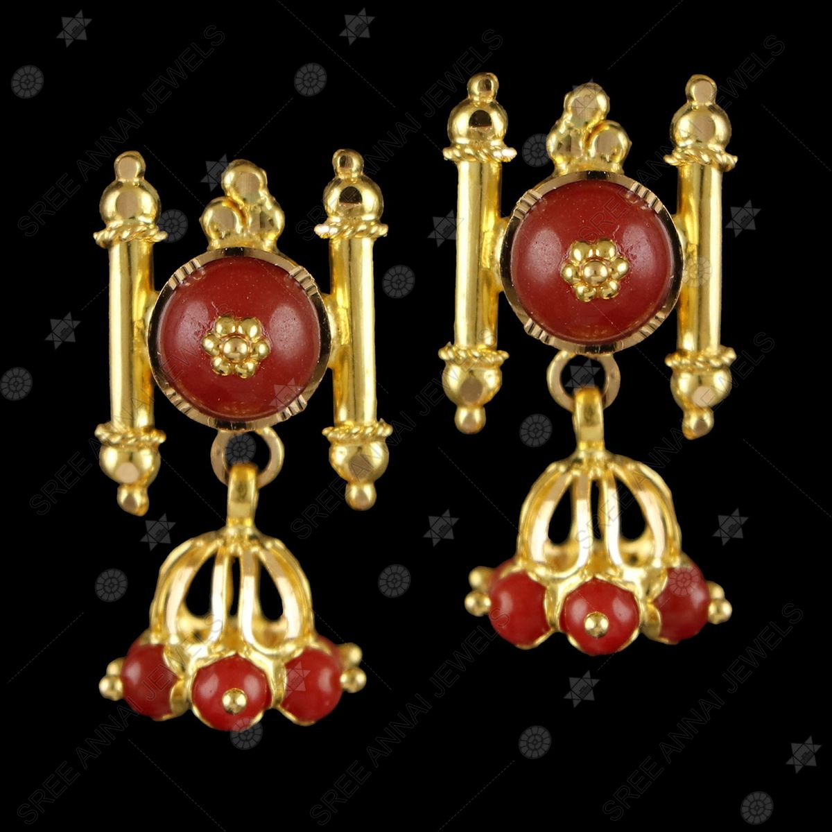 Gold jewellery set-Weight less havala necklace, havala hara and havala stud  | Gold jewelry outfits, Gold jewellery design, Gold jewelry sets
