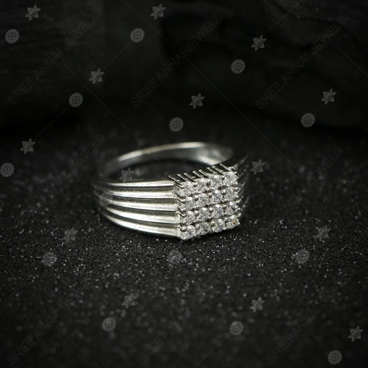 92.5 Sterling Silver Band Ring for Unisex Designer | Saraswati Jewellers